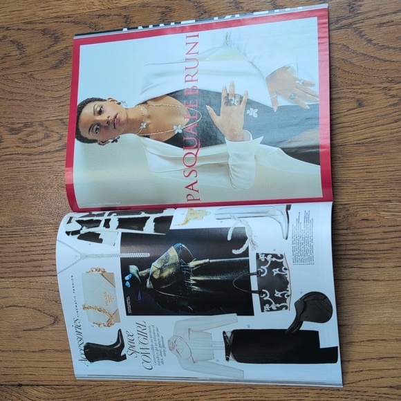 Elle Magazine Women In Hollywood The Rising Star Sydney Sweeney Nov 2022 - Picture 9 of 16